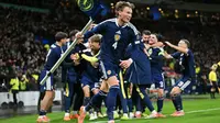 Respons Hojlund pada Selebrasi McTominay Bikin Riuh Warganet