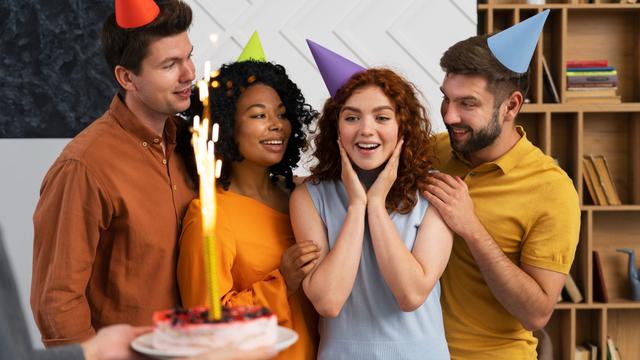 Ilustrasi ulang tahun sahabat