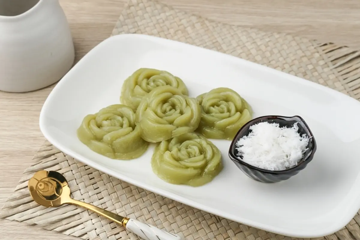 kue lumpang mawar