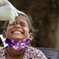 Seorang anak menjalani swab test atau tes usap COVID-19 di sebuah pusat kesehatan pedesaan, Bagli, Dharmsala, India, Senin (7/9/2020). India kini menjadi negara kedua dengan kasus COVID-19 terbanyak di dunia, menggeser Brasil dan di bawah Amerika Serikat. (AP Photo/Ashwini Bhatia)