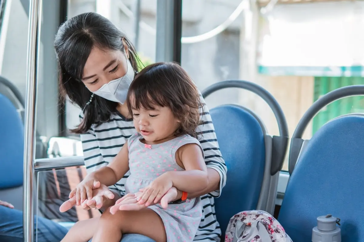 mudik orangtua bayi perjalanan