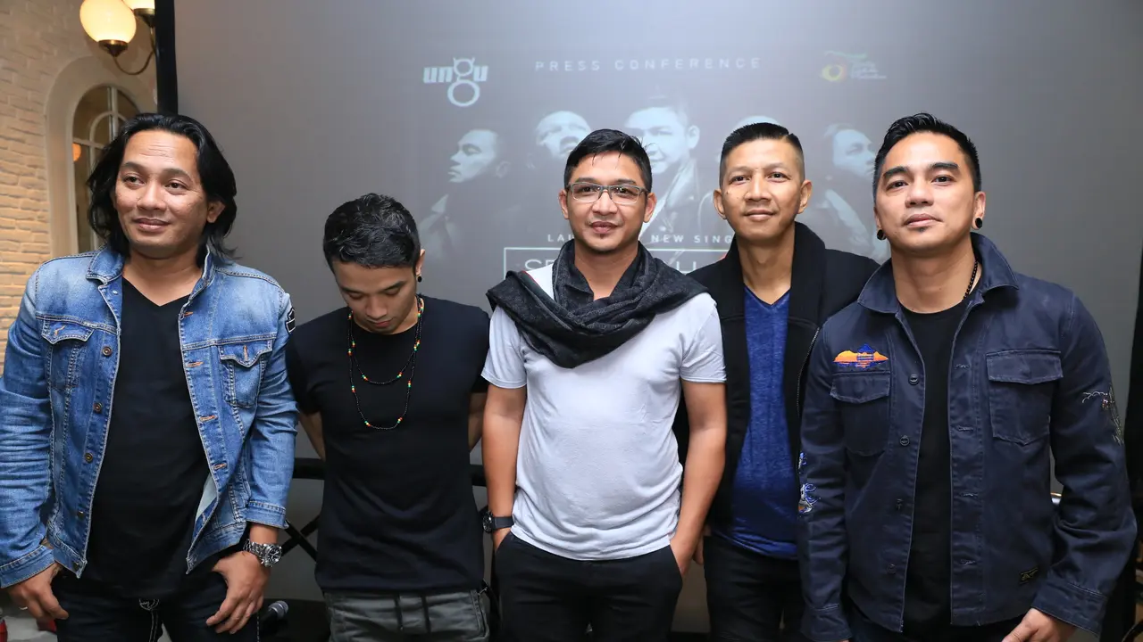 [Bintang] Band Ungu