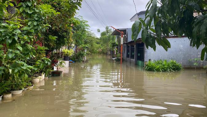 Makassar Dilanda Banjir: Beberapa Kawasan Kini Terendam
