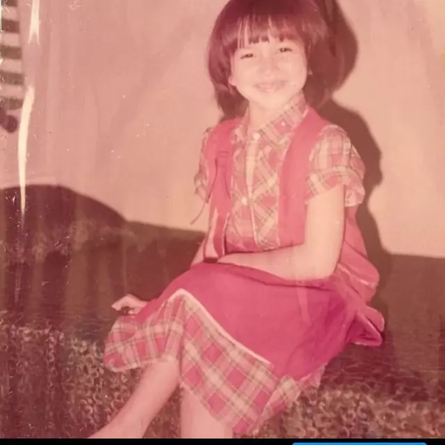 6 Potret Masa Kecil Venna Melinda, Disebut Mirip Verrell hingga Vania Athabina