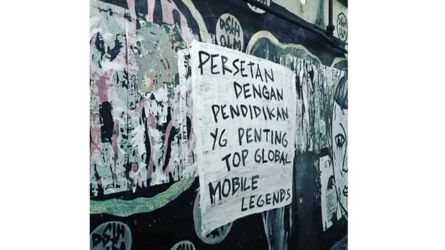 Potret 5 Coretan di Dinding Ini Nyeleneh Banget, Bikin Tepuk Jidat