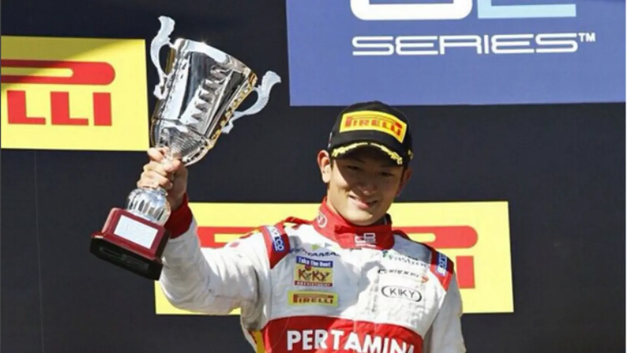Doa Netizen untuk Debut Pertama Rio Haryanto di F1