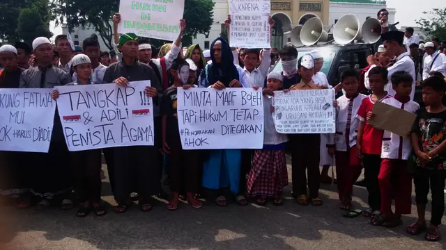 Demo 4 November