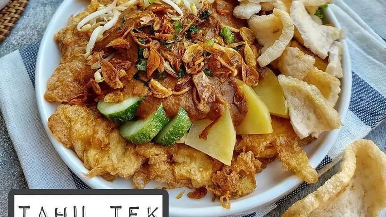 Sepiring tahu tek