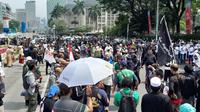 Massa Gerakan Nasional Pembela Rakyat (GNPR) berkumpul di kawasan Patung Kuda Arjuna Wiwaha Jakarta Pusat, Jumat (23/9/2022).