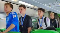 Pemain Timnas Jerman U-17 dalam perjalanan dari Solo menuju Jakarta setelah final Piala Dunia U-17 2023, Minggu (3/12/2023). (Dok Pribadi)