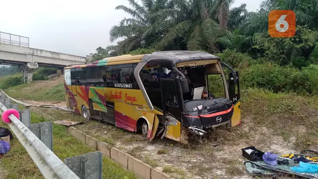 Kecelakaan Jalan Tol Balikpapan-Samarinda