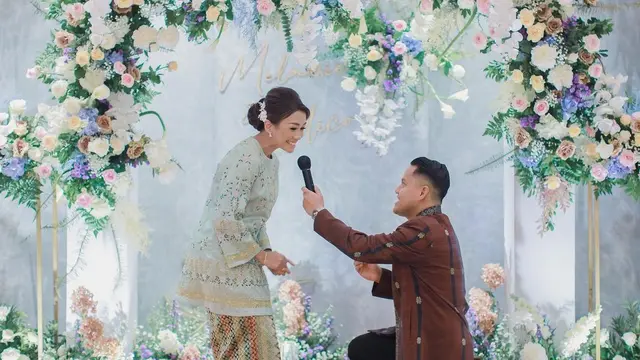 Melanie Putria dan Aldico Sapardan