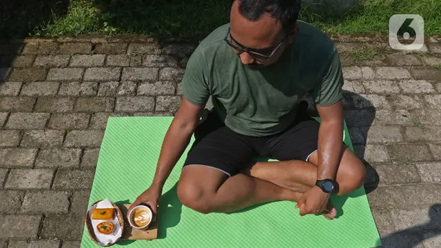 Penyakit Diabetes Melitus adalah ancaman global. Mulailah hari dengan kebiasaan sehat seperti olahraga ringan dan cek gula darah untuk menghindari komplikasi. (Liputan6.com/Herman Zakharia)
