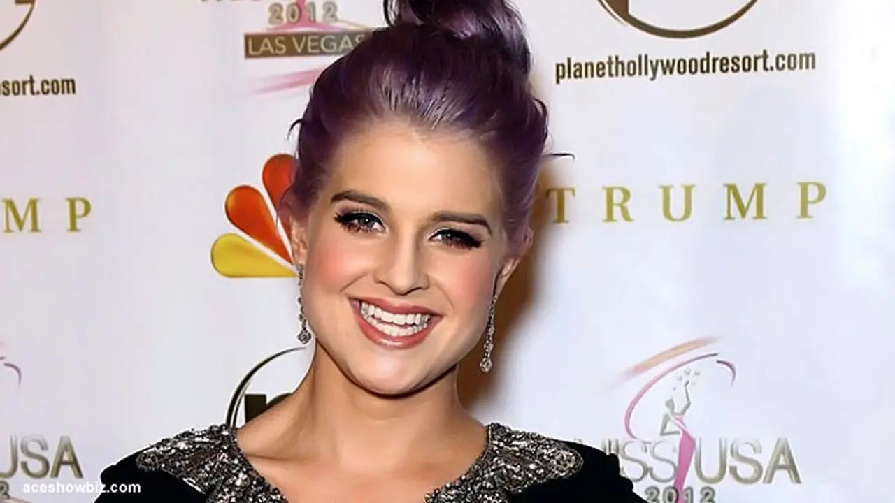 kelly-osbourne-130811b.jpg
