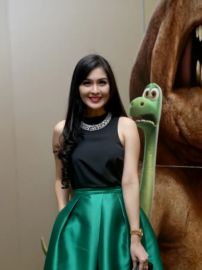 Sandra Dewi 