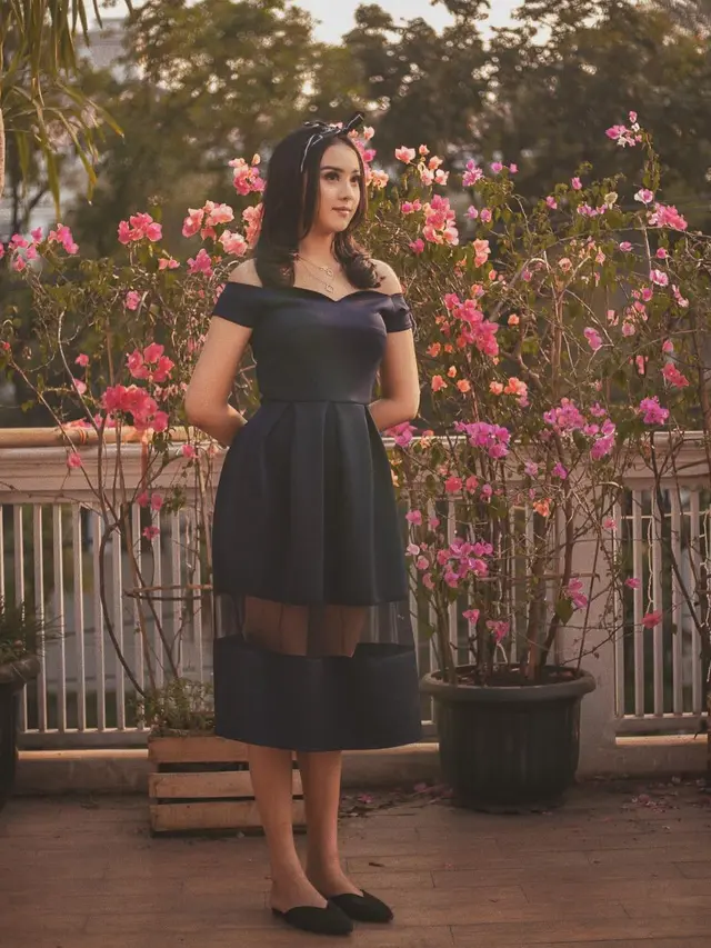 [Bintang] Anya Geraldine