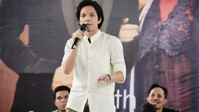 Kerap Tampil Nyentrik, Ini 6 Penampilan Atta Halilintar yang Bikin Pangling
