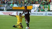Duel Sriwijaya FC vs PSM di Stadion Gelora Sriwijaya Jakabaring, Palembang, Sabtu (28/4/2018). (Bola.com/Abdi Satria)