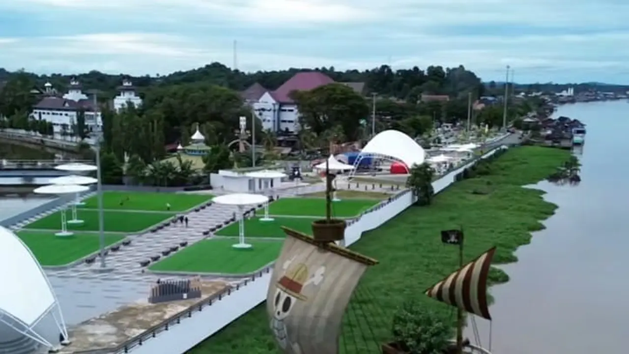 Indahnya Taman Tanjong, Oase Hijau dan Etalase UMKM di Jantung Tenggarong