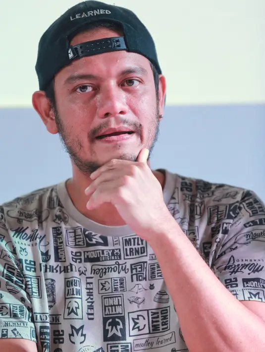 "Lagi kita planning kesitu juga ya (tur konser), udah dari setahun yang lalu," kata Eno NTRL. (Adrian Putra/Bintang.com)