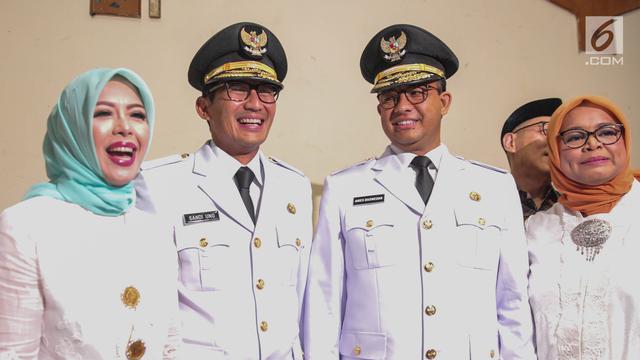 Anies dan Sandi Bertemu di Masjid Sunda Kelapa