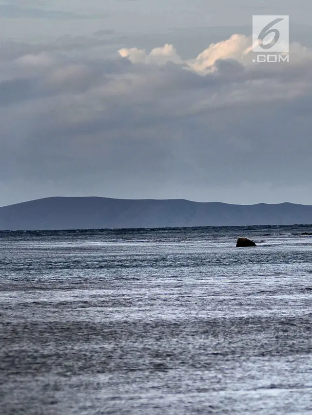 Penampakan Volume Gunung Anak Krakatau yang Menyusut