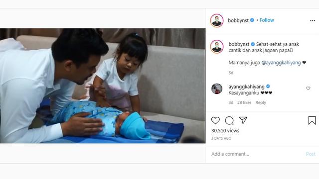Bobby Nasution dan Kedua Buah Hati