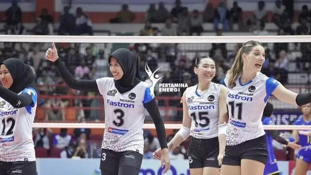 5 Potret Kebersamaan Megawati dan Yolla Yuliana, Atlet Timnas Voli Tenar