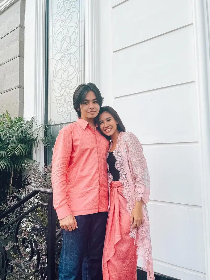 Angga Yunanda dan Shenina Cinnamon rayakan lebaran bareng