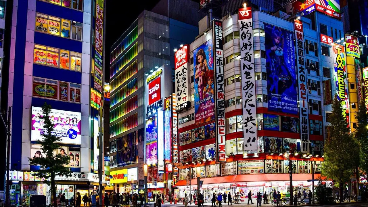 Suasana malam di Tokyo, Jepang