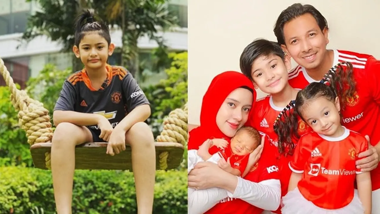 6 Potret King Faaz Pakai Jersey Manchester United, Kian Menggemaskan