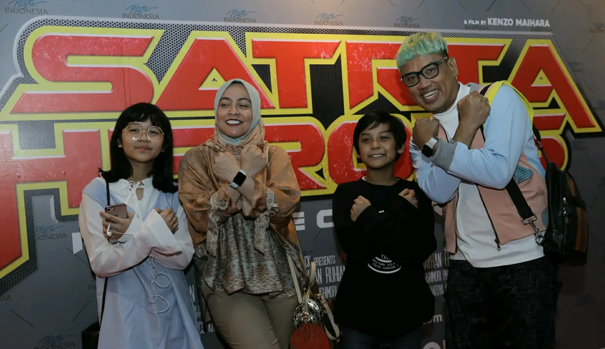 Cinta Kuya, anak sulung presenter Uya Kuya sempat shock dengan perlakuan para netizen. Akibat keajadian tersebut, Cinta menjadi Shock sering menanggis hingga tidak mau sekolah. (Galih W. Satria/Bintang.com)