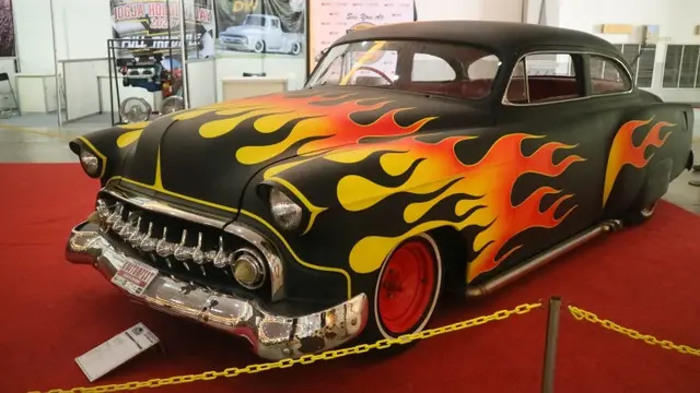 Mobil klasik kustom di Kustomfest 2018.