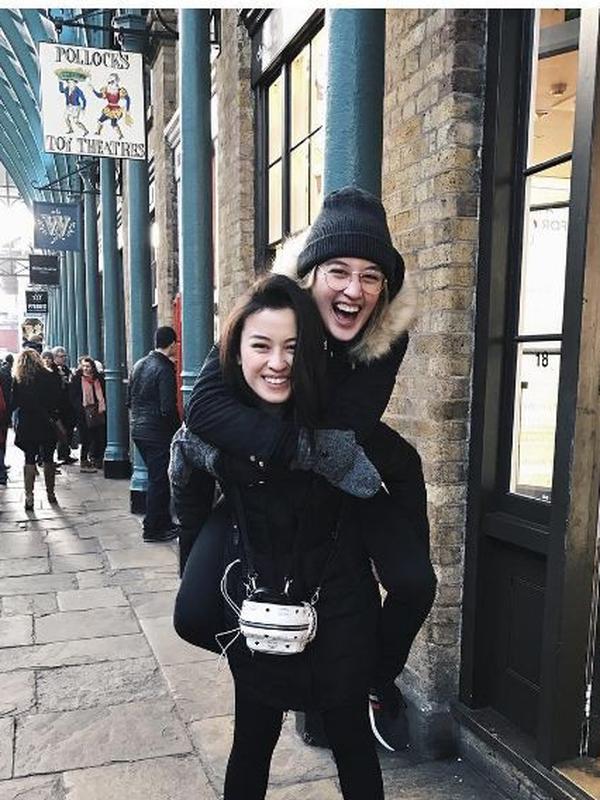 Kimberly dan Natasha Ryder (Sumber: Instagram/kimbrlyryder)