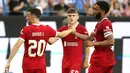 <p>Karlsruher semapat membalikkan keadaan dengan unggul 2-1 lewat gol indah Lars Stindl pada menit ke-39 dan Sebastian Jung pada menit ke-51. (Daniel ROLAND/AFP)</p>