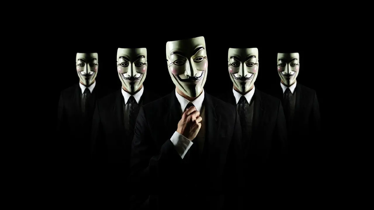 Hacker Anonymous Bocorkan 5000 Akun Twitter Anggota ISIS