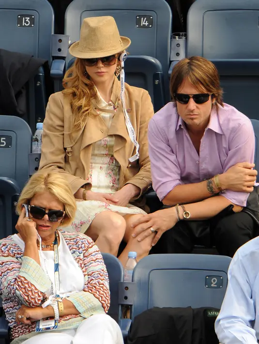 Duka mendalam tentunya dirasakan Keith Urban sebagai anak dari Robert Urban. Namun Keith Urban masih bungkam mengenai jenis kanker yang diderita oleh ayahnya. (Bintang/EPA) Sumber: timesofindia.indiatimes.com