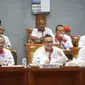 Menpora Imam Nahrawi bersama Sesmenpora Gatot S Dewa Broto dan jajaran pejabat eselon I dan II Kemenpora melakukan Rapat Kerja (Raker) bersama dengan Komisi X DPR RI.