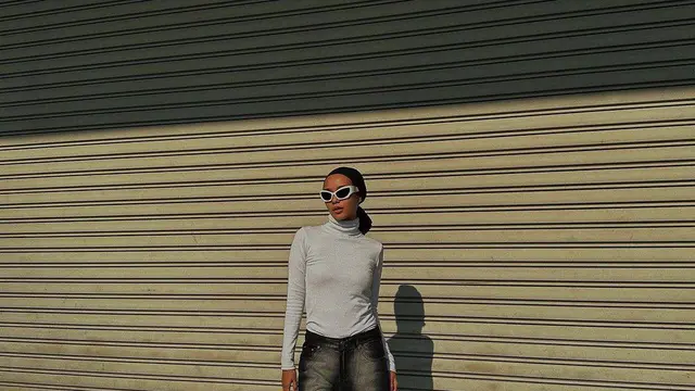 gaya hijab turban Vira Tandia