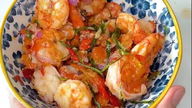 Resep udang kukus cabai. (dok. Cookpad @novijanuarsi)