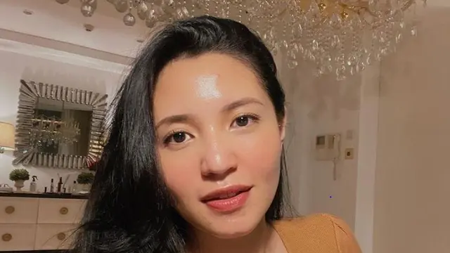 Andira Utami antara menjadi penyanyi dan dokter