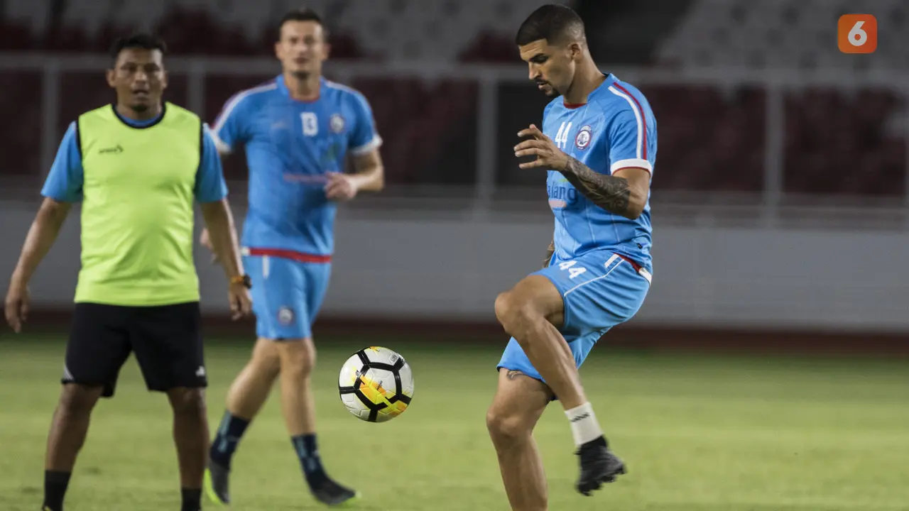 Latihan Arema FC