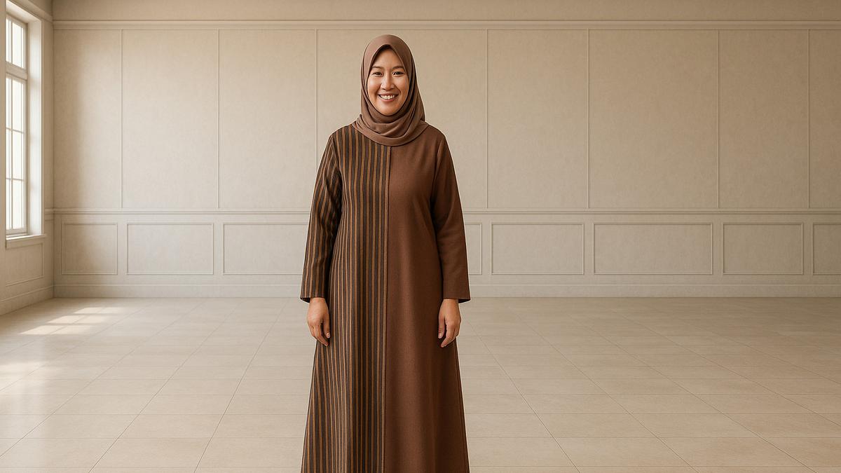 7 Model Gamis Lurik Kombinasi Polos Terbaru untuk Ibu-Ibu Usia 40 Tahun, Desain Anggun dan Cantik