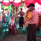 Polda Gorontalo bubarkan resepsi pernikahan yang tetap digelar saat terjadi wabah Covid-19. (Foto: Liputan6.com/Arfandi Ibrahim)