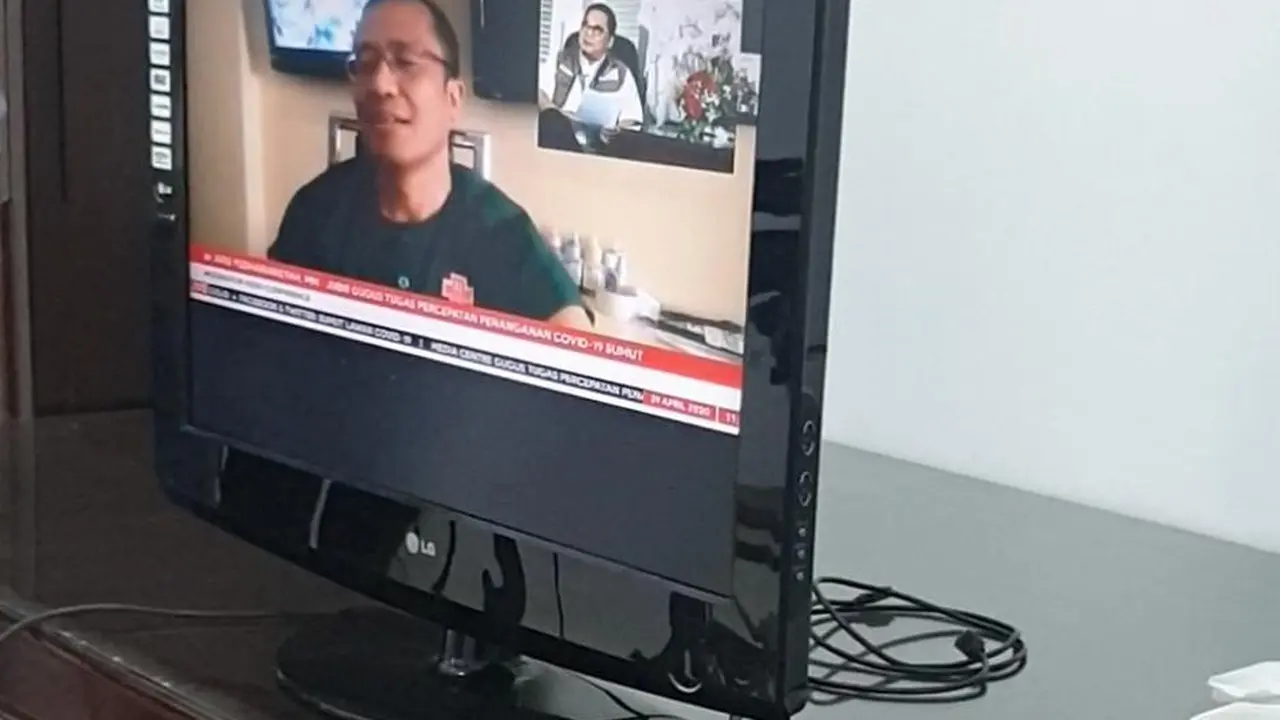 Kepala Rumah Sakit Darurat COVID-19 Martha Friska, dr Fransiscus Ginting