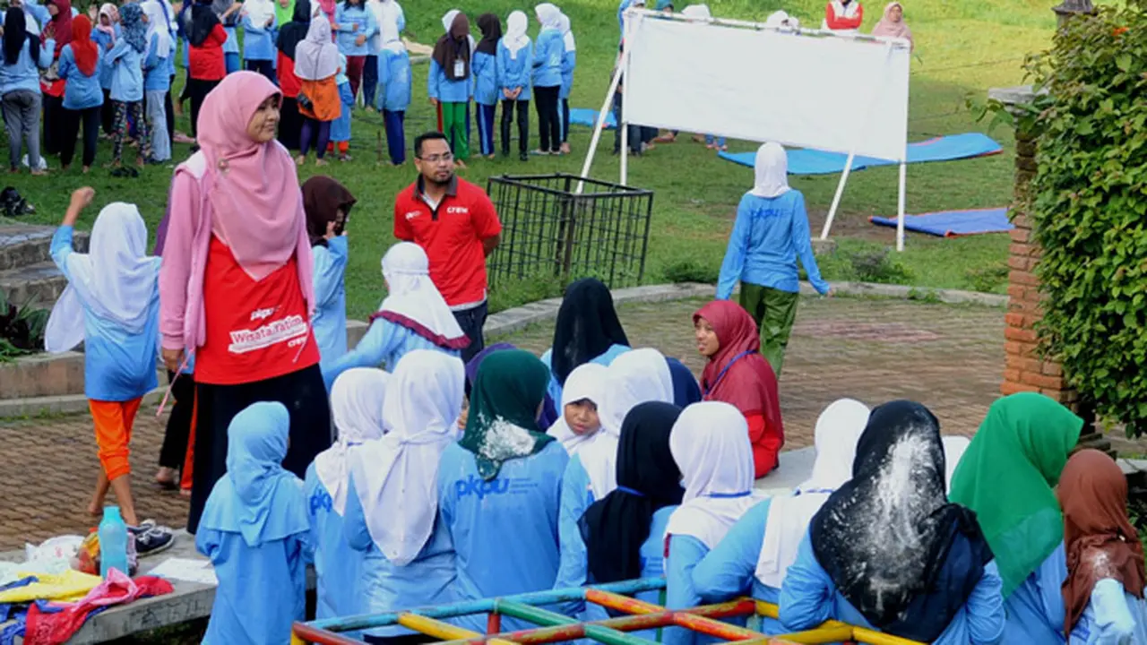 04112013-lebaranyatim.jpg