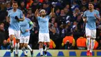 Selebrasi striker Manchester City Sergio Aguero (tengah) usai mencetak gol ke gawang Schalke dalam leg kedua babak 16 besar Liga Champions di Etihad Stadium, Manchester, Selasa (12/3). City membantai Schalke 7-0. (AP Photo/Dave Thompson)