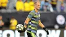 Menurut Sun Sport, Chelsea mempersiapkan dana kurang lebih 5 juta pound untuk mendatangkan Joe Hart dari Manchester City. (Elsa/Getty Images/AFP)