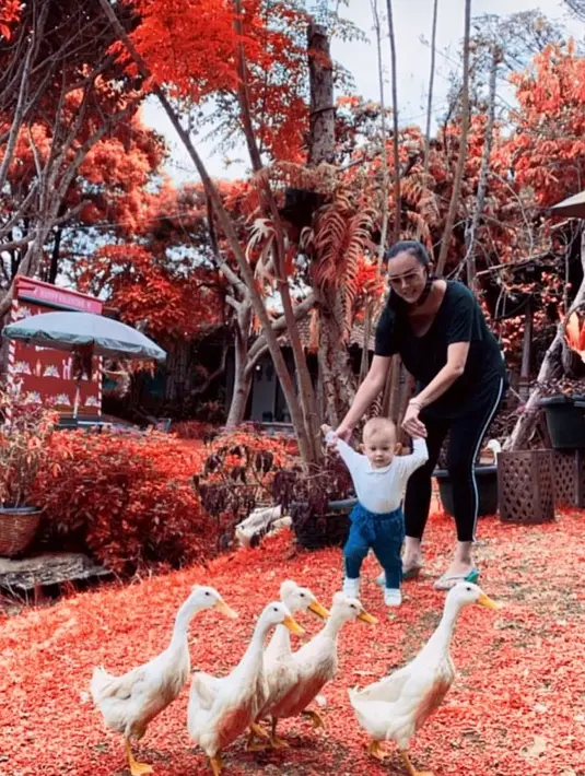 Aura Kasih (Instagram/aurakasih)