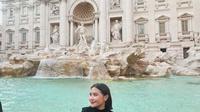 Prilly Latuconsina berlibur ke Eropa pada awal 2023 (Foto: Instagram @prillylatuconsina96)